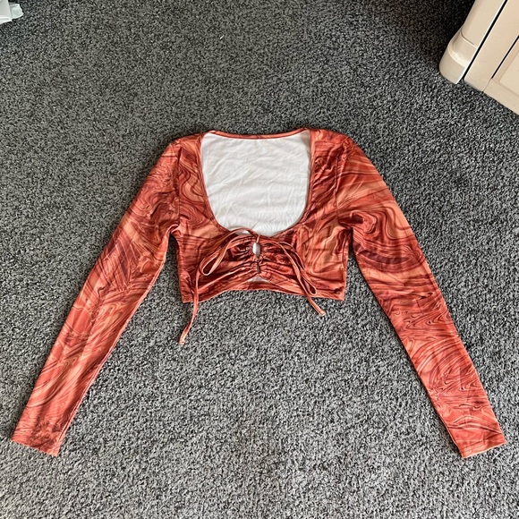 Long sleeve cropped top - Picture 3 of 5